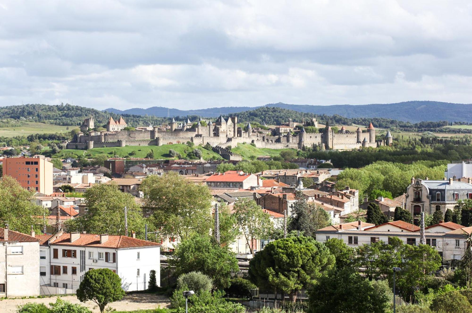 Studio Avec Parking Vue Sur La Cite De Carcassonne Exterior photo